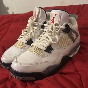 Air Jordan retro four white cement 2012